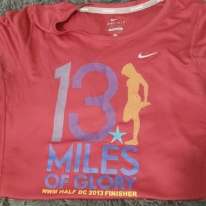 Nike Women's DC Half finisher dri fit shirt S